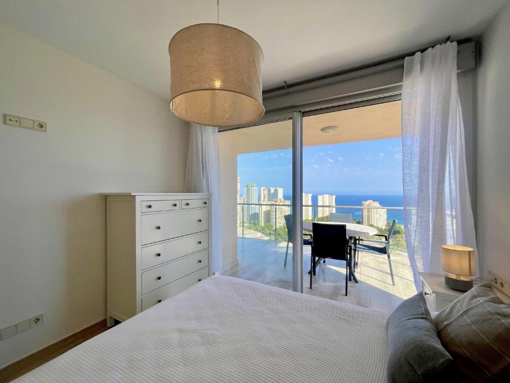 Posteľ alebo postele v izbe v ubytovaní Mirador Poniente Beach