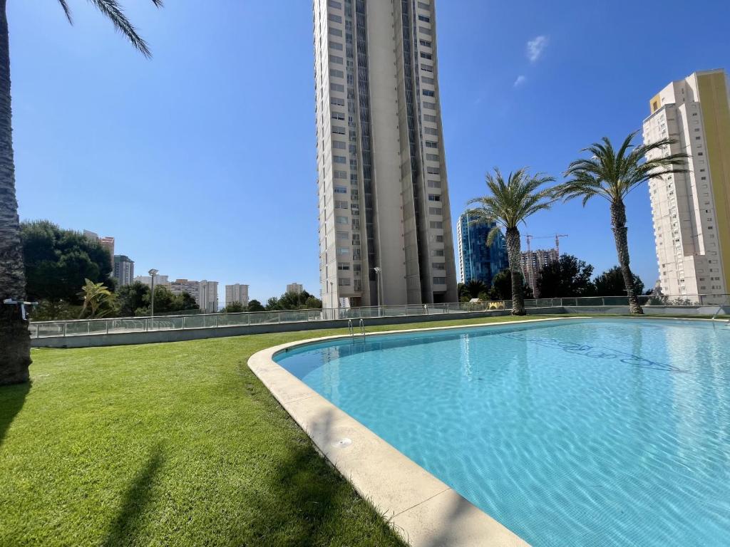 Bazén v ubytovaní Mirador Poniente Beach alebo v jeho blízkosti