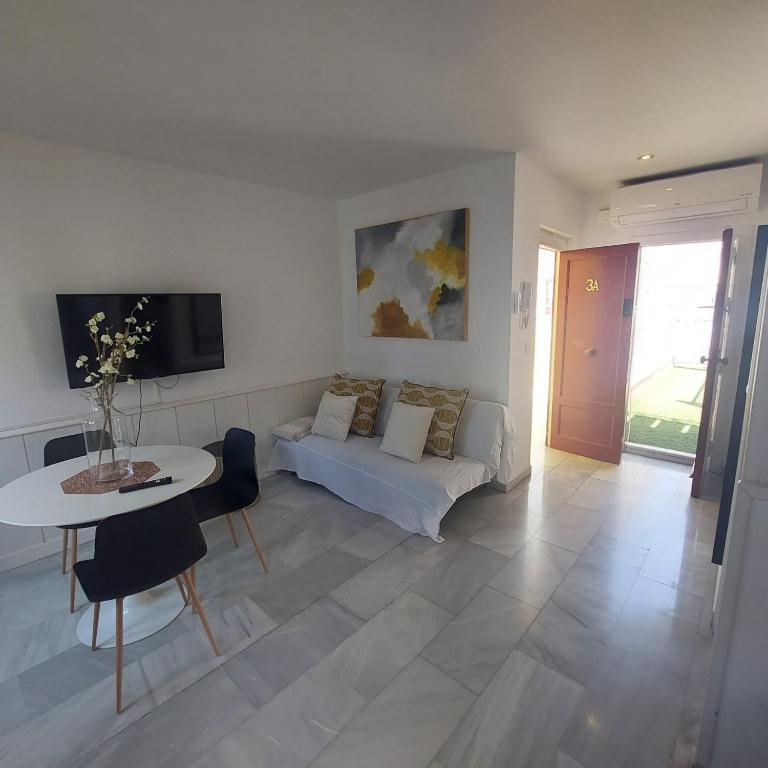 Fotografie z fotogalerie ubytování Complete studio with terrace - 1Bth- La Giralda v destinaci Seville