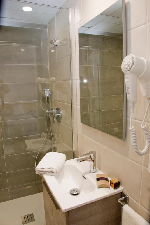 Koupelna v ubytování Malva Hostel Estartit