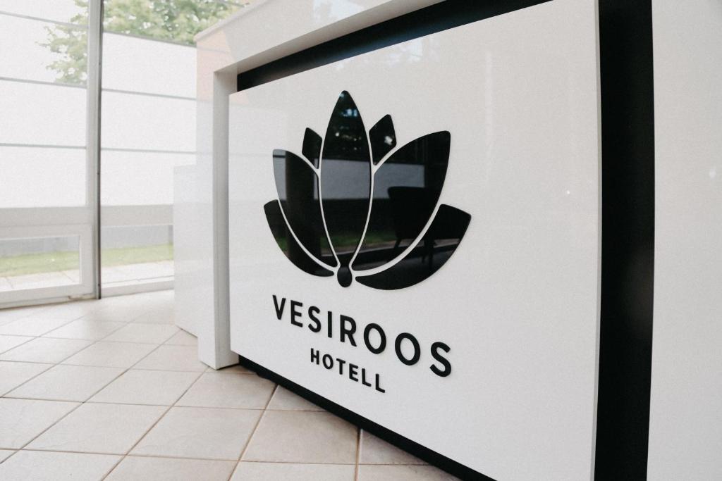Majutusasutuses Hotel Vesiroos olev sertifikaat, autasu, silt või muu dokument