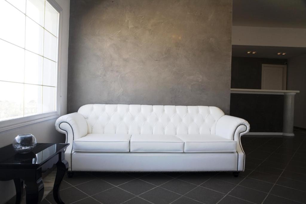 Posezení v ubytování Philippion Boutique Hotel