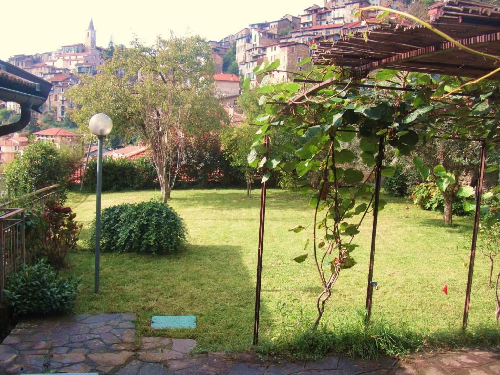 Vonkajšia záhrada v ubytovaní La Felice Casa Di Nonno Battistino