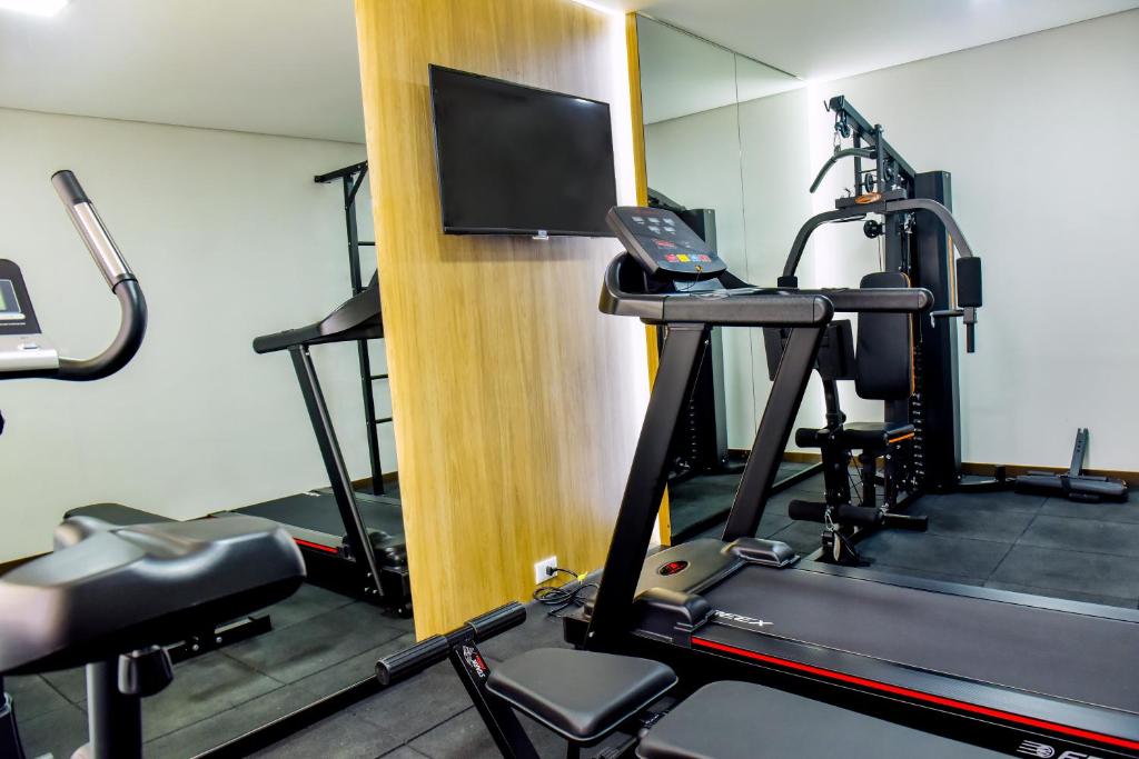 Fitness centrum a/nebo fitness zařízení v ubytování Days Inn By Wyndham Cascavel