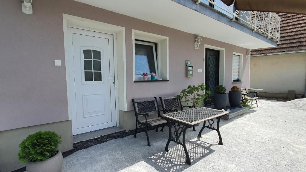Balkón nebo terasa v ubytování DEKO-rooms, parking, bicycles