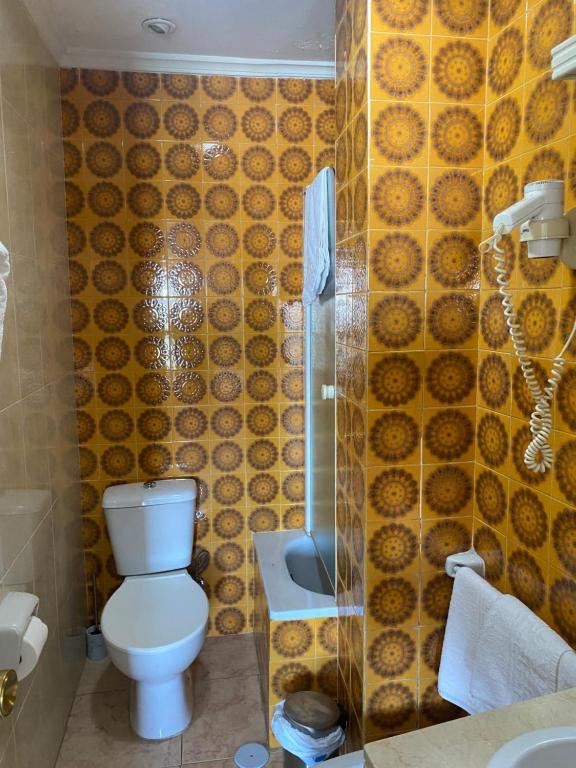 Koupelna v ubytování Hotel Medina Centro