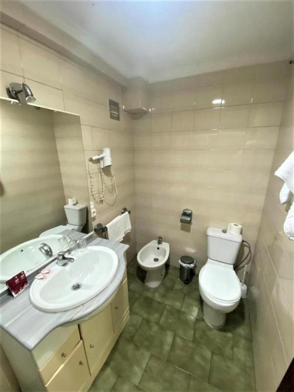 Koupelna v ubytování Hotel Medina Centro