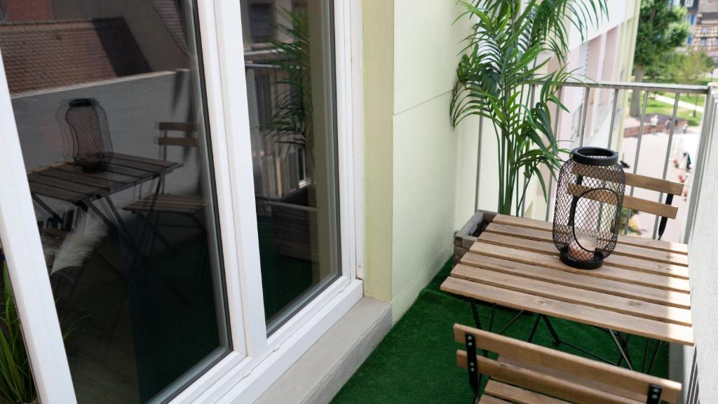 MAMA with mobile aircon, including free parking space at 300 meters – photo 49