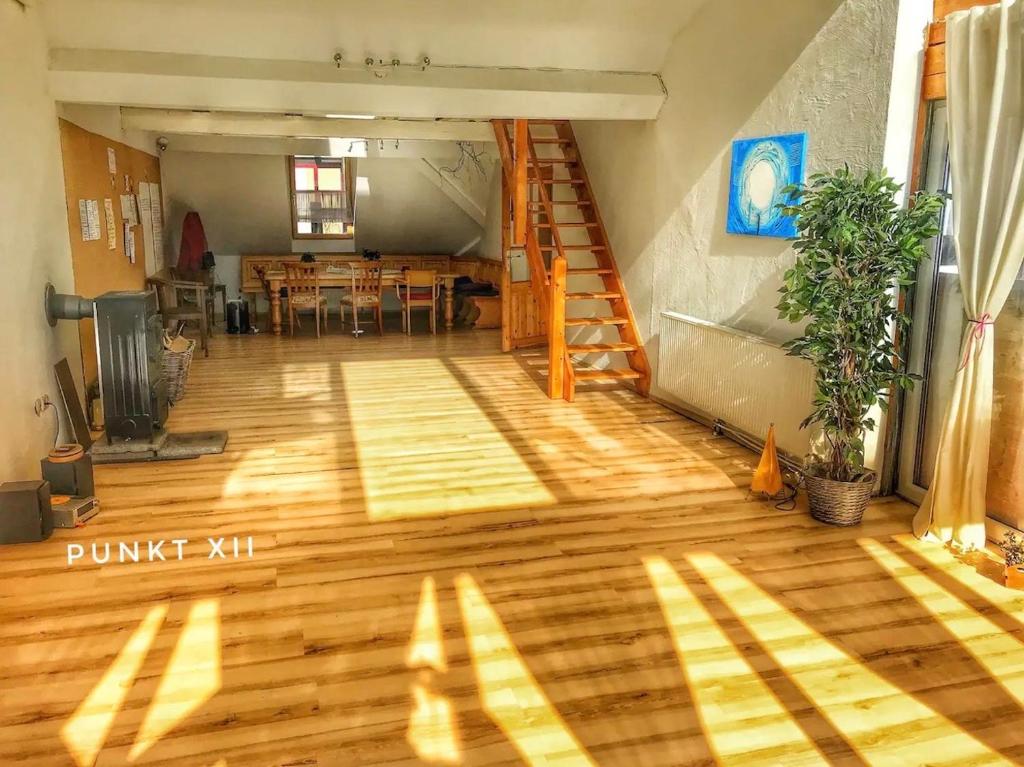 부르그하스라흐에 위치한 Wohnung 1에서 갤러리에 업로드한 사진