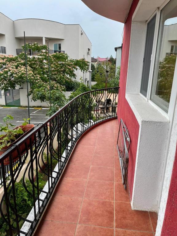 Ein Balkon oder eine Terrasse in der Unterkunft Vila Nadia