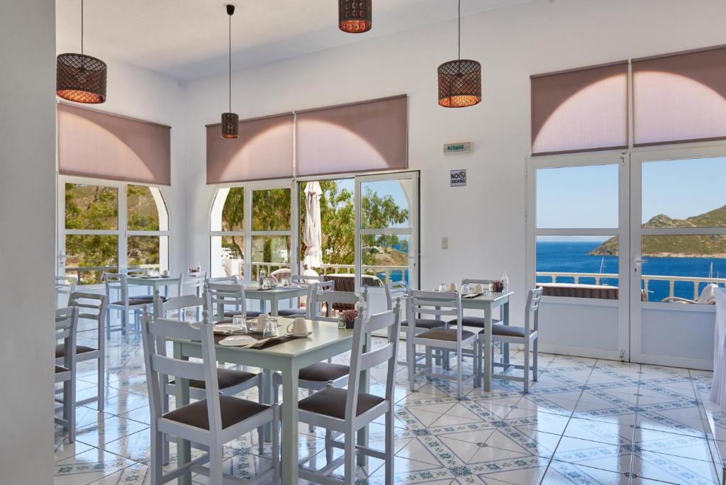 Restaurace v ubytování HOTEL ATHINA