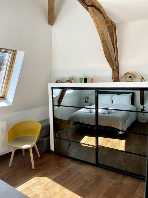 Posteľ alebo postele v izbe v ubytovaní Loft à Pont-Aven, Vue panoramique sur l'Aven