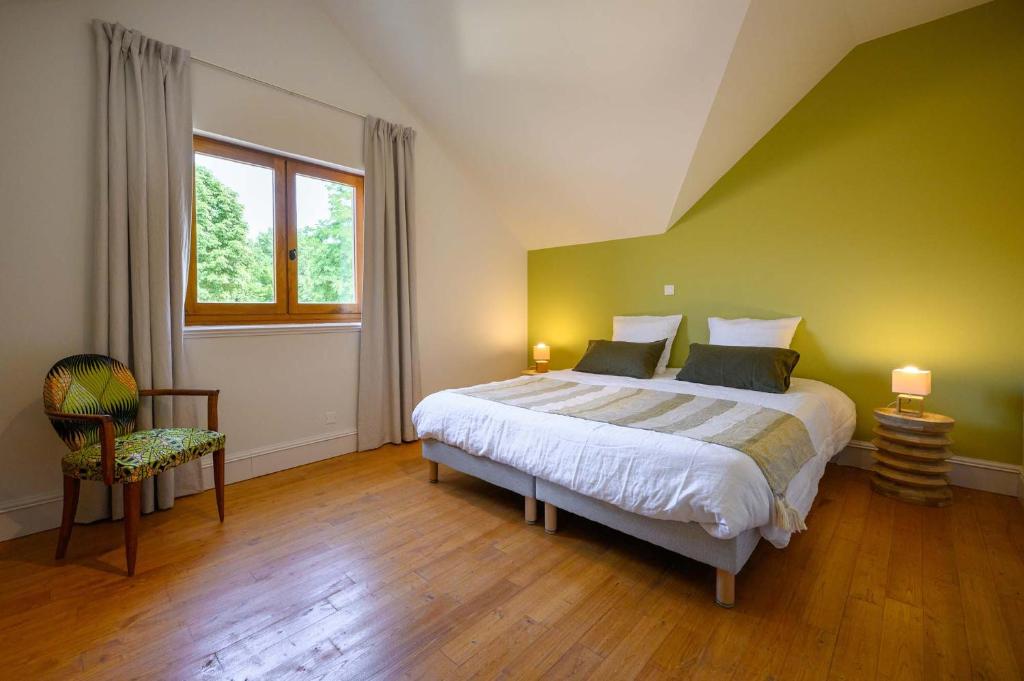 Domaine du Bugassou, Chambres, Table d'hôtes & SPA - King Suite With Pool View