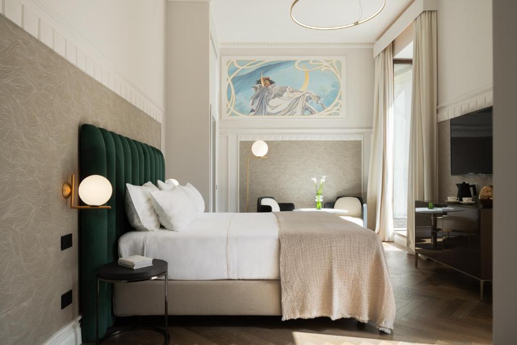 Postel nebo postele na pokoji v ubytování Patria Palace Lecce - The Leading Hotels of The World