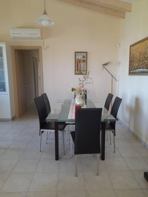 A seating area at Derveni Summer House