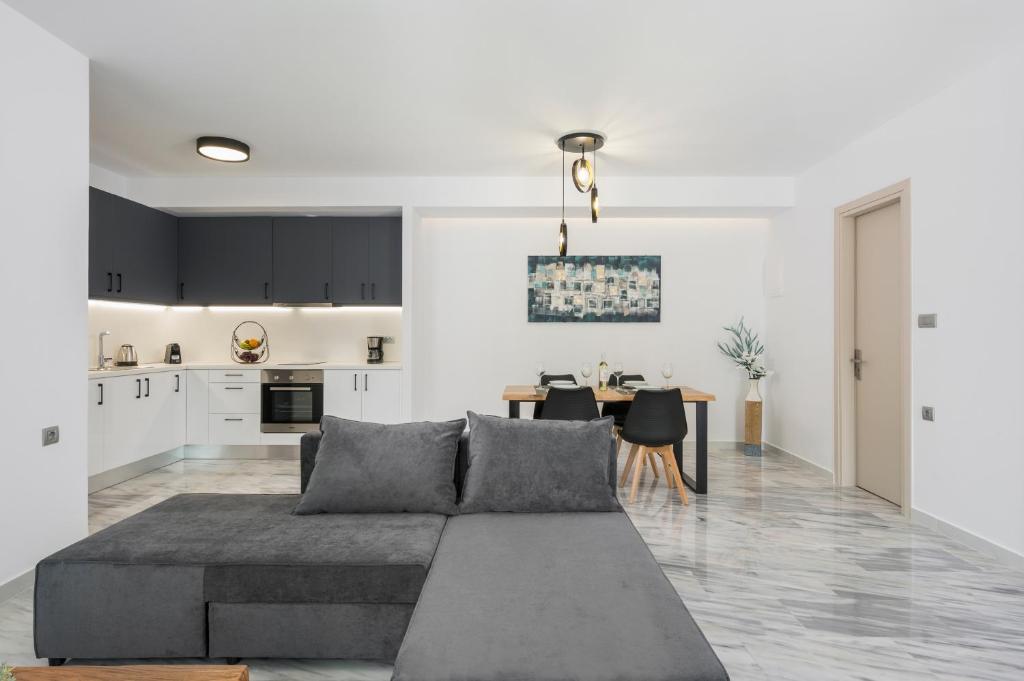 Posezení v ubytování Quarters Luxury Apts