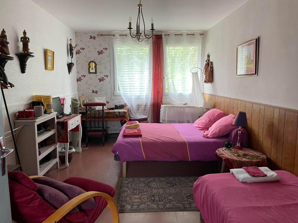 Maison Saint Louis - Triplo Stanza Di Base Con Bagno In Comune