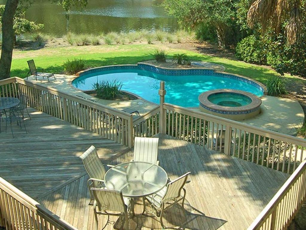 105 Mooring Buoy, Hilton Head Island (updated prices 2026)