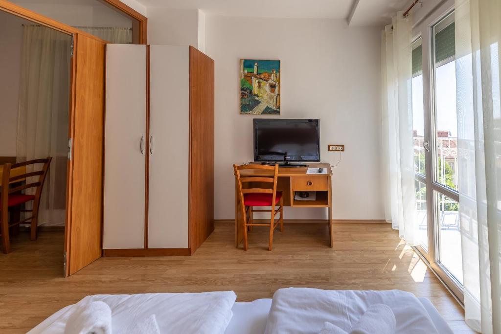 Apartments Liburnija - Apartamento Con Balcón