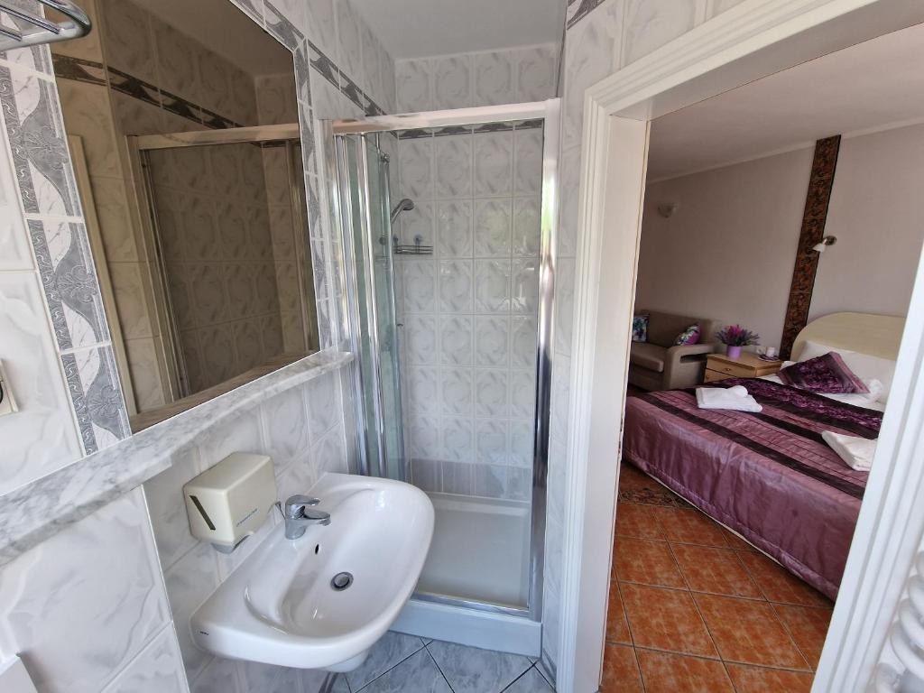 Kúpeľňa v ubytovaní Apartament Hexagon nr 14