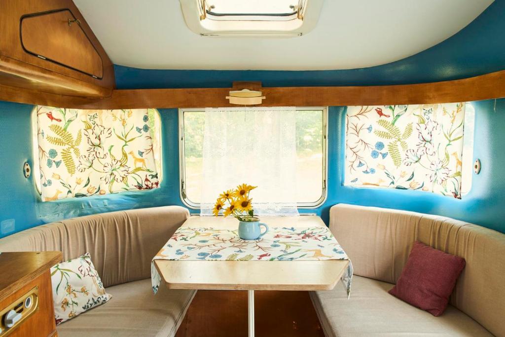 Posezení v ubytování Pilwa 17 - Glamping na Mazurach