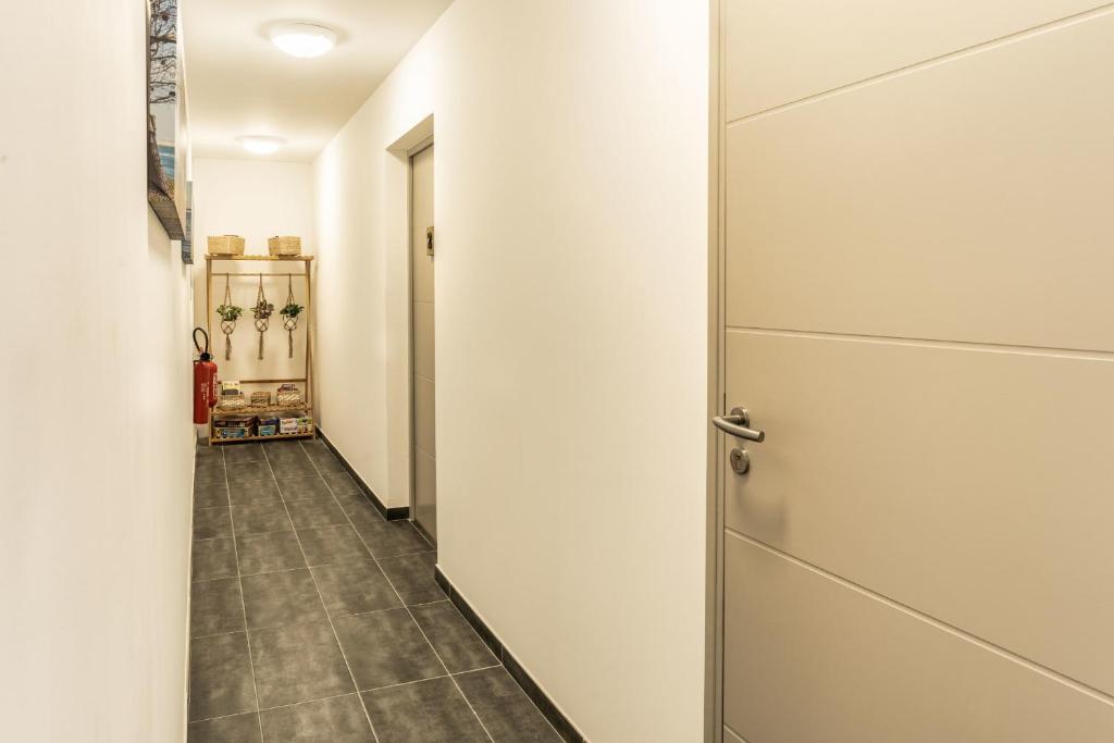 Zdjęcie z galerii obiektu Mamita1"Apartment delight of the pines"spacious bright T3 62m18mterrace w mieście Lacanau