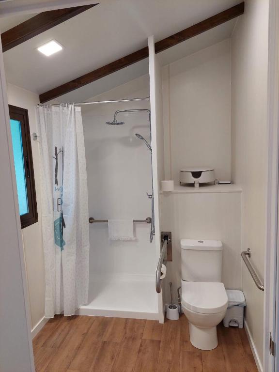Koupelna v ubytování Camping Vila de Sarria