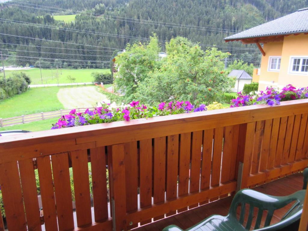 Nespecifikovaný výhled na hory nebo výhled na hory při pohledu z apartmánu