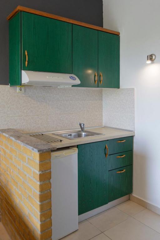 Cucina o angolo cottura di Habitat Villa Corfu