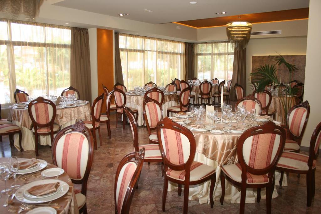 Restaurace v ubytování Hotel Santa Lucia Le Sabbie d'Oro