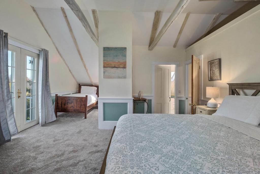 Youngtown Inn - Triple Room