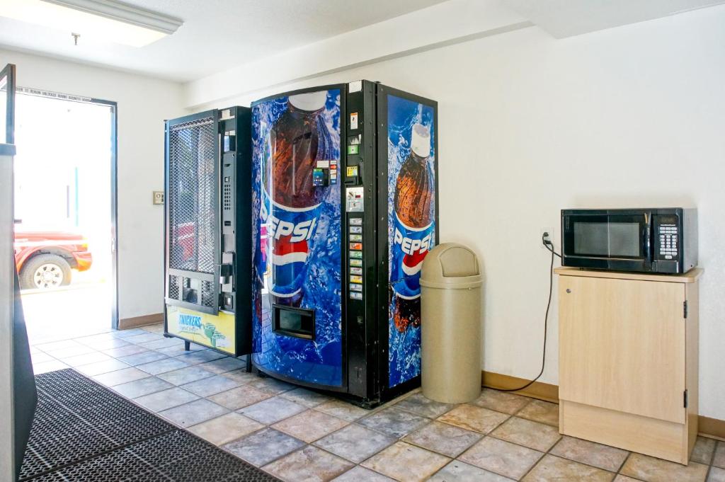 カールスバッドにあるMotel 6-Carlsbad, CA Beachのギャラリーの写真