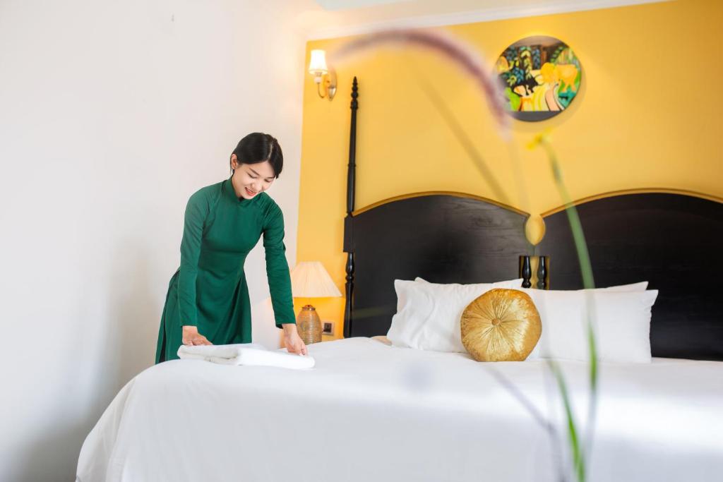 Hanoi Center Silk Boutique Hotel & Travel - Junior Suite Con Balcón