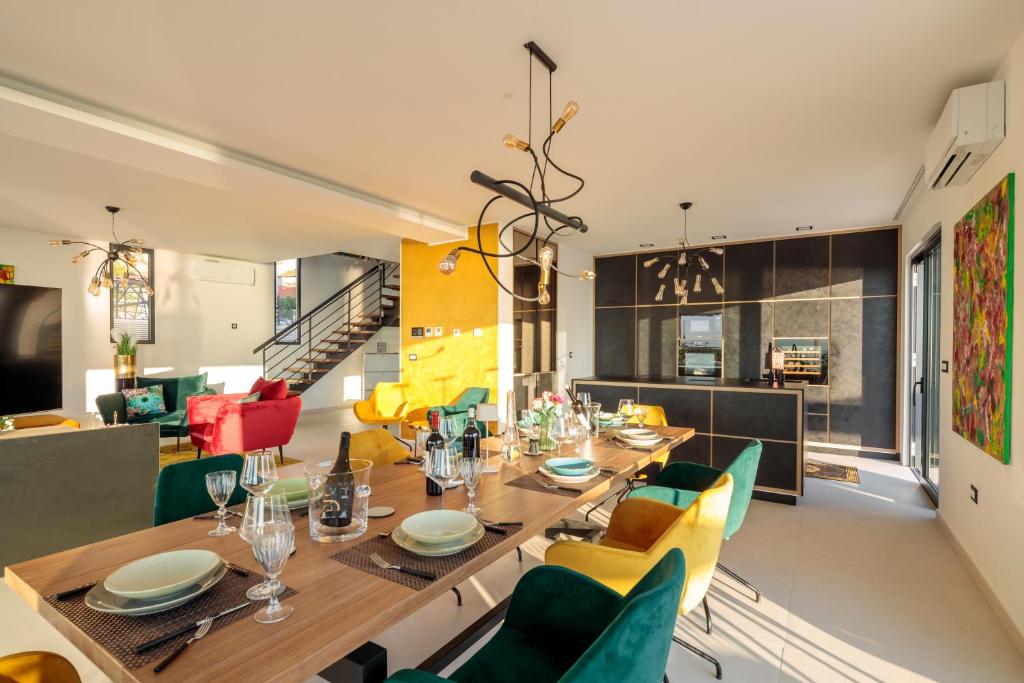 Kuchyň nebo kuchyňský kout v ubytování Luxury Villa Una Split