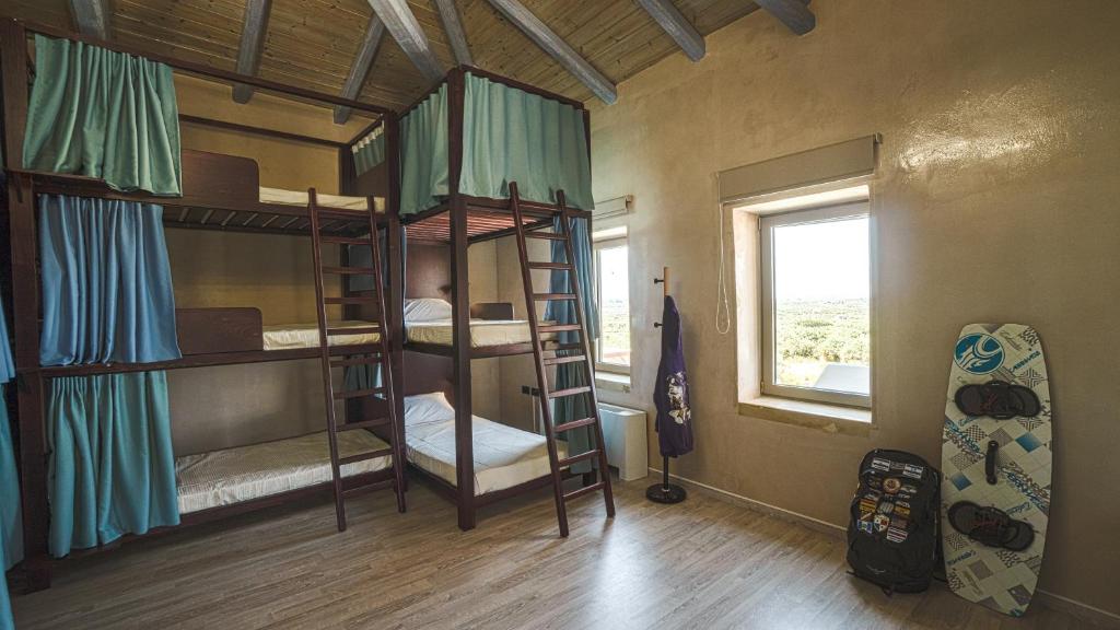 Postel nebo postele na pokoji v ubytování Youth Of Dope Supreme Hostel