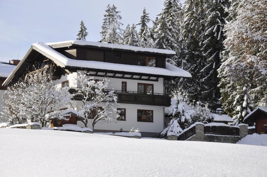Haus Kocher v zime