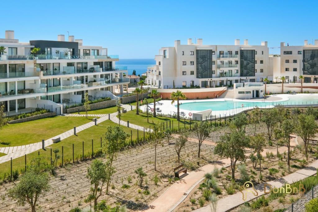 Bazén v ubytovaní Exclusive apartment in Higueron west 217 in Fuengirola alebo v jeho blízkosti
