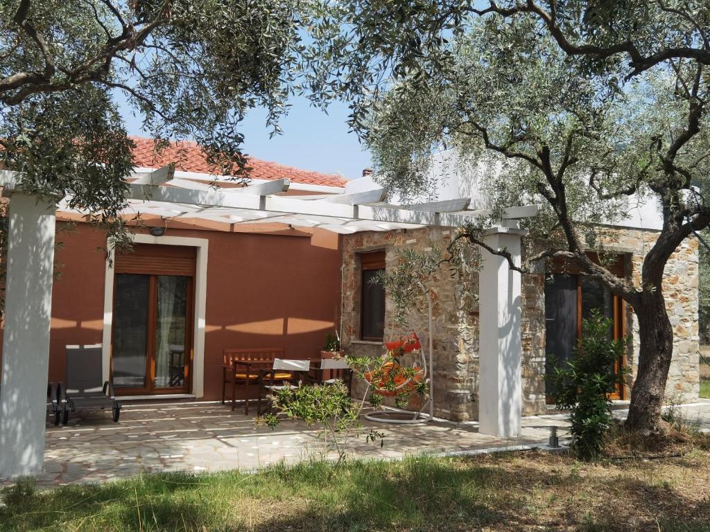 Elea Stone Houses in organic quiet olive grove, Prinos, Thassos - Vakantiehuis