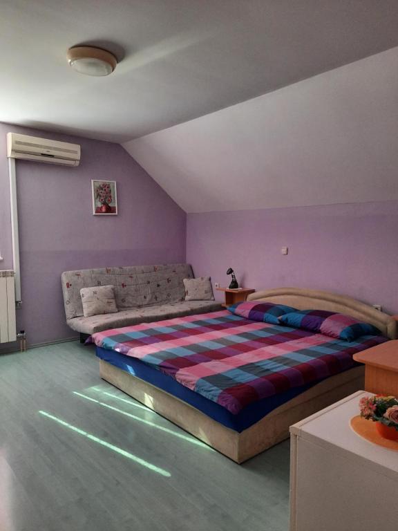 Postel nebo postele na pokoji v ubytování Rooms Čehovin