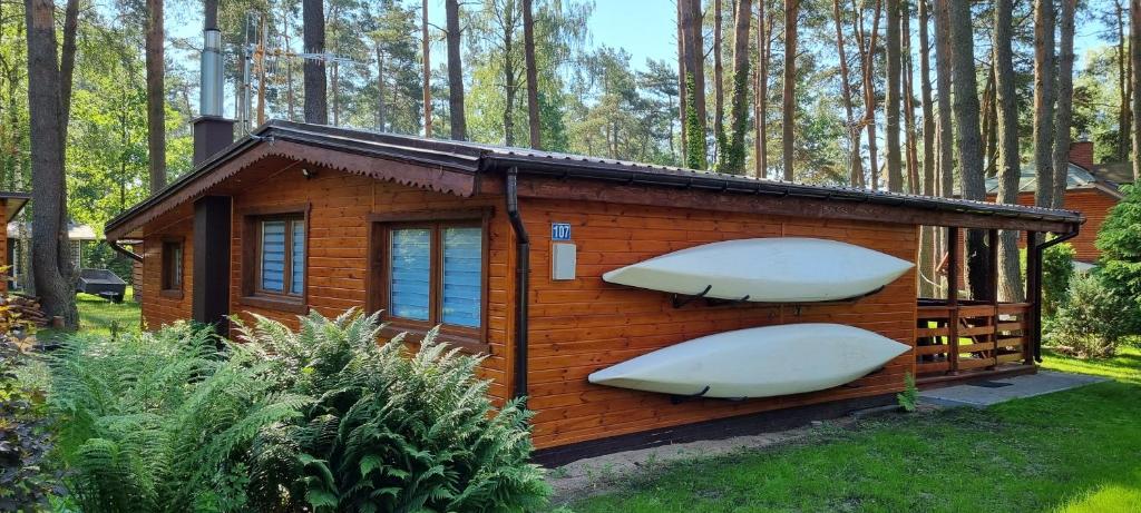 Vonkajšia záhrada v ubytovaní Domek nad jeziorem - Mazur House