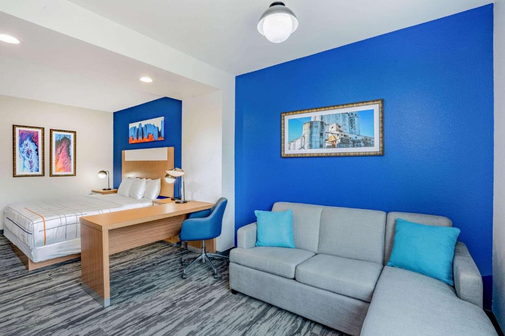 La Quinta Inn & Suites Katy-Mills by Wyndham Katy - Room King Superior - No Fumadores
