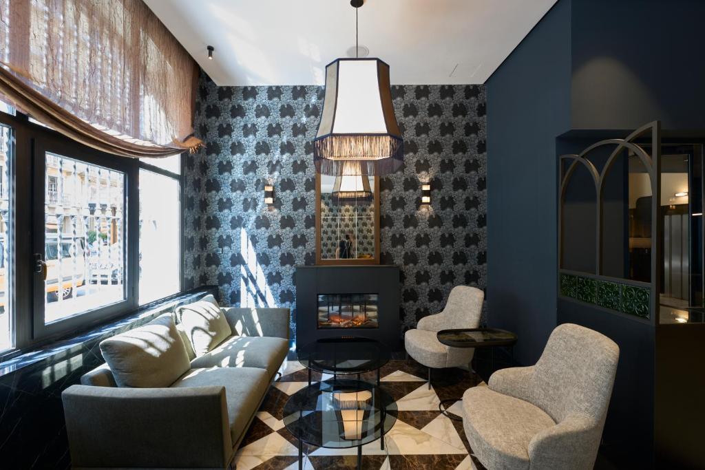 Catalonia Plaza Catalunya - Resim 22