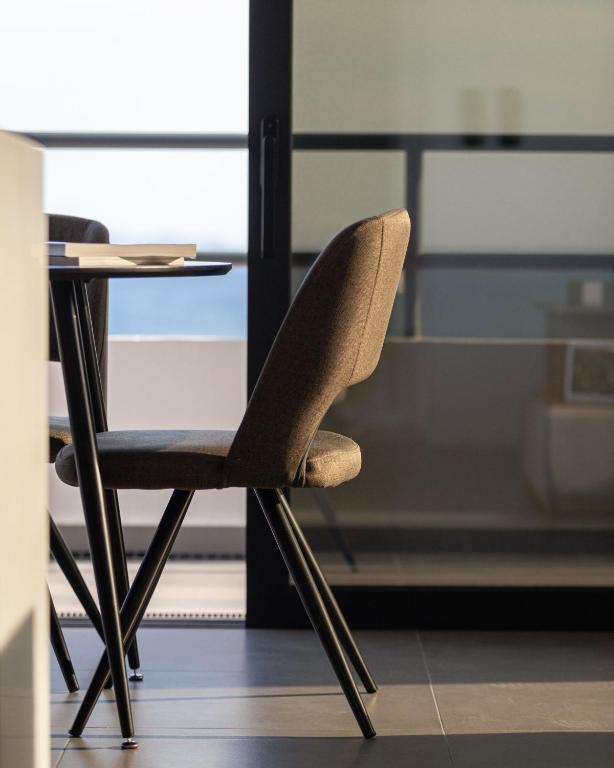 Posezení v ubytování Sounio Panoramic Loft