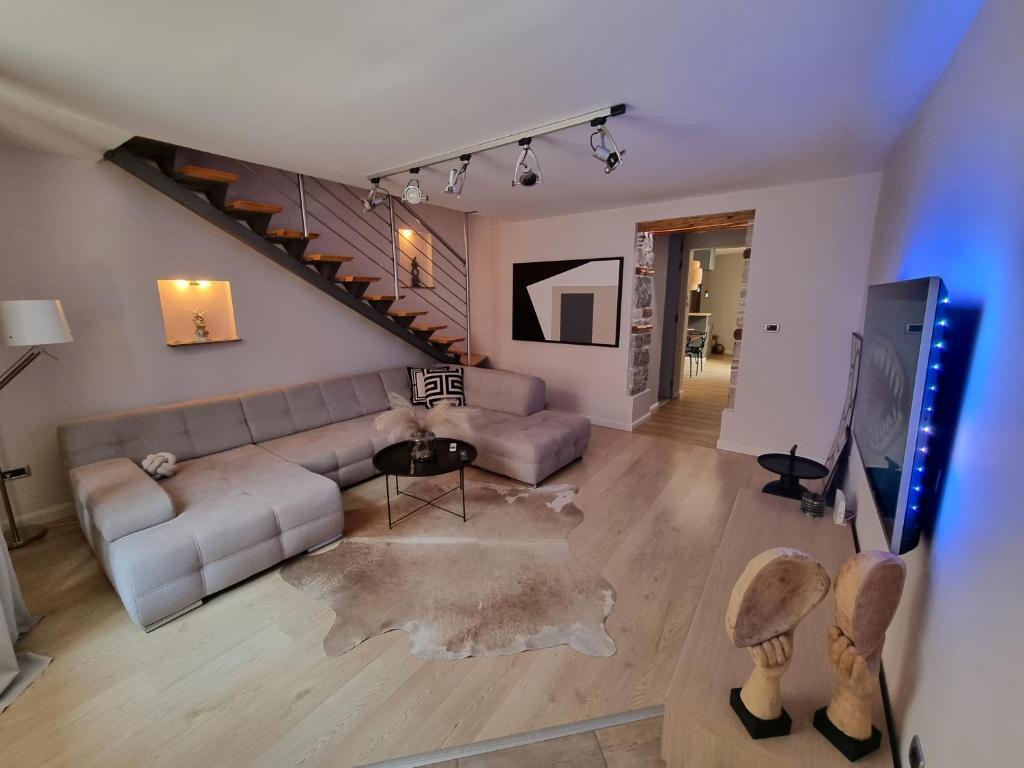 Arena Design Apartments with FREE Private Parking and with a terrace - 14