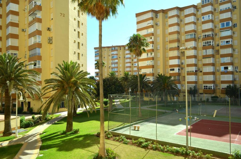 Urbanización Centro Internacional, Algarrobo Costa – Precios ...