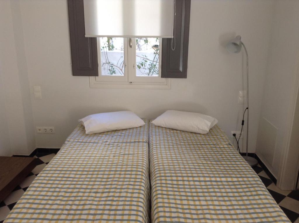 Postel nebo postele na pokoji v ubytování Rose Bay Hotel