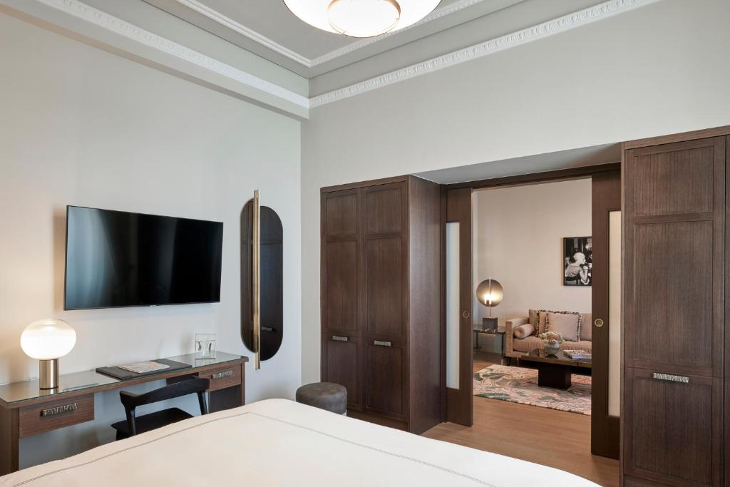 
Méditerranée Grand Suite Sea Front
