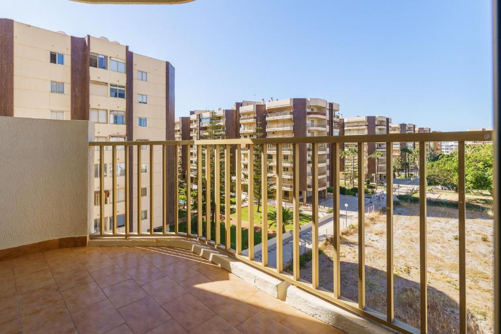 Balkón nebo terasa v ubytování MalagaSuite Living Coast Fuengirola