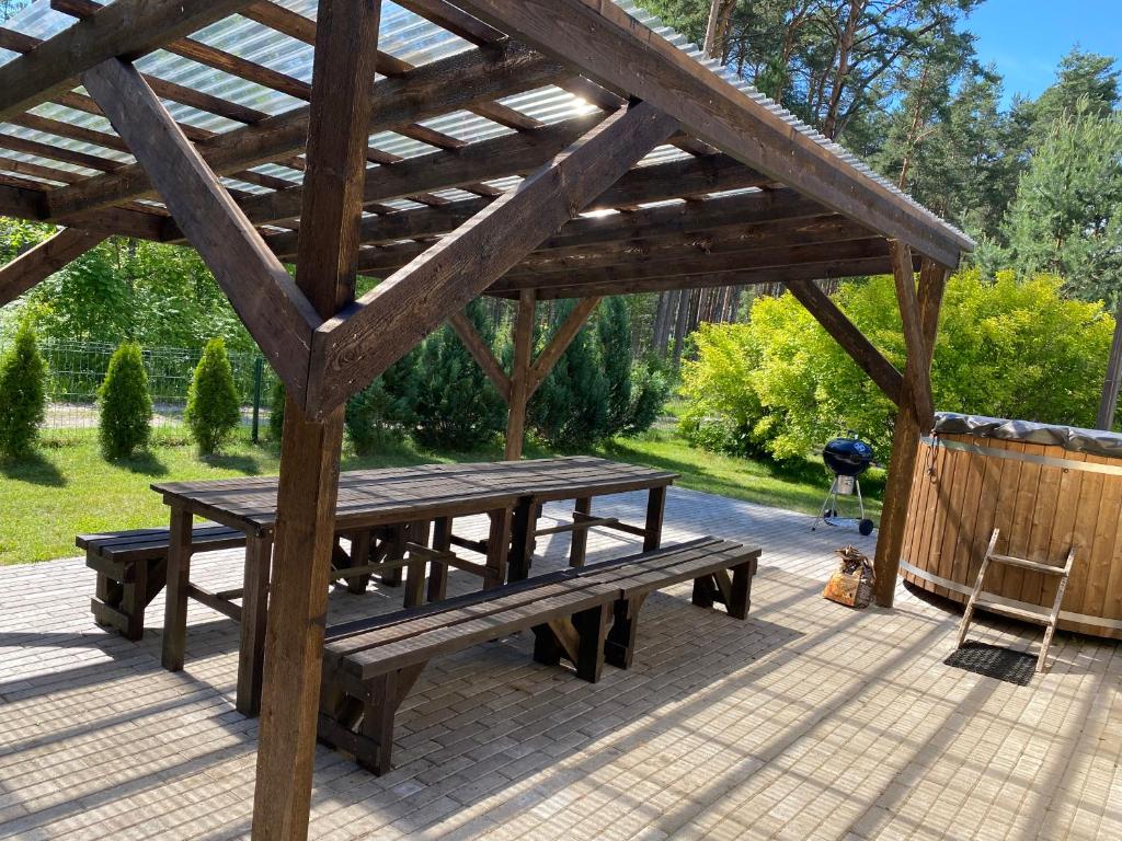 Metsaääre Accommodation - Four-Bedroom Holiday Home