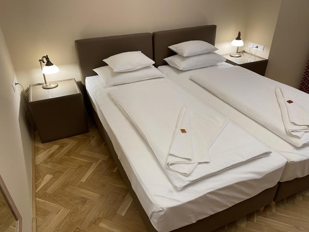 Dózsa Apartman Szeged 6720 Szeged, 5 Dózsa utca kép - 1